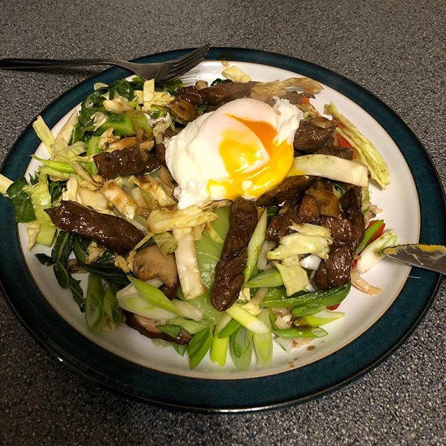 I canz cook!! Korean beef and noodles stir fry ala Jamie O!