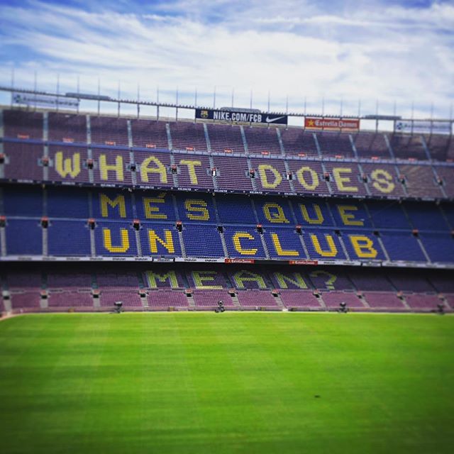 Hard to believe this place seats 99,000 feels a lot smaller than Croke Park - maybe cos soccer pitches are smaller and the proximity of stands to the pitch