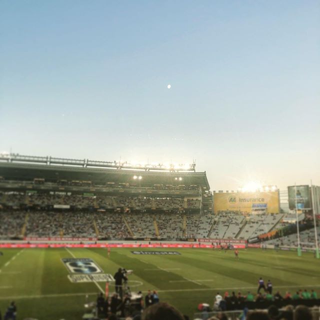 Moon appearing over eden park