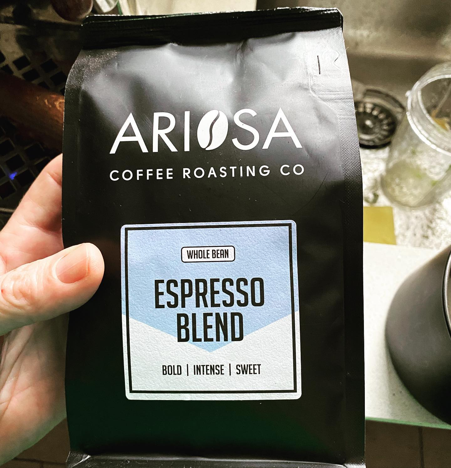 Back onto my hometown roast! @ariosacoffee from ashbourne - between this and some tayto and hunky dorys is as close to ashbourne I will get for some time!