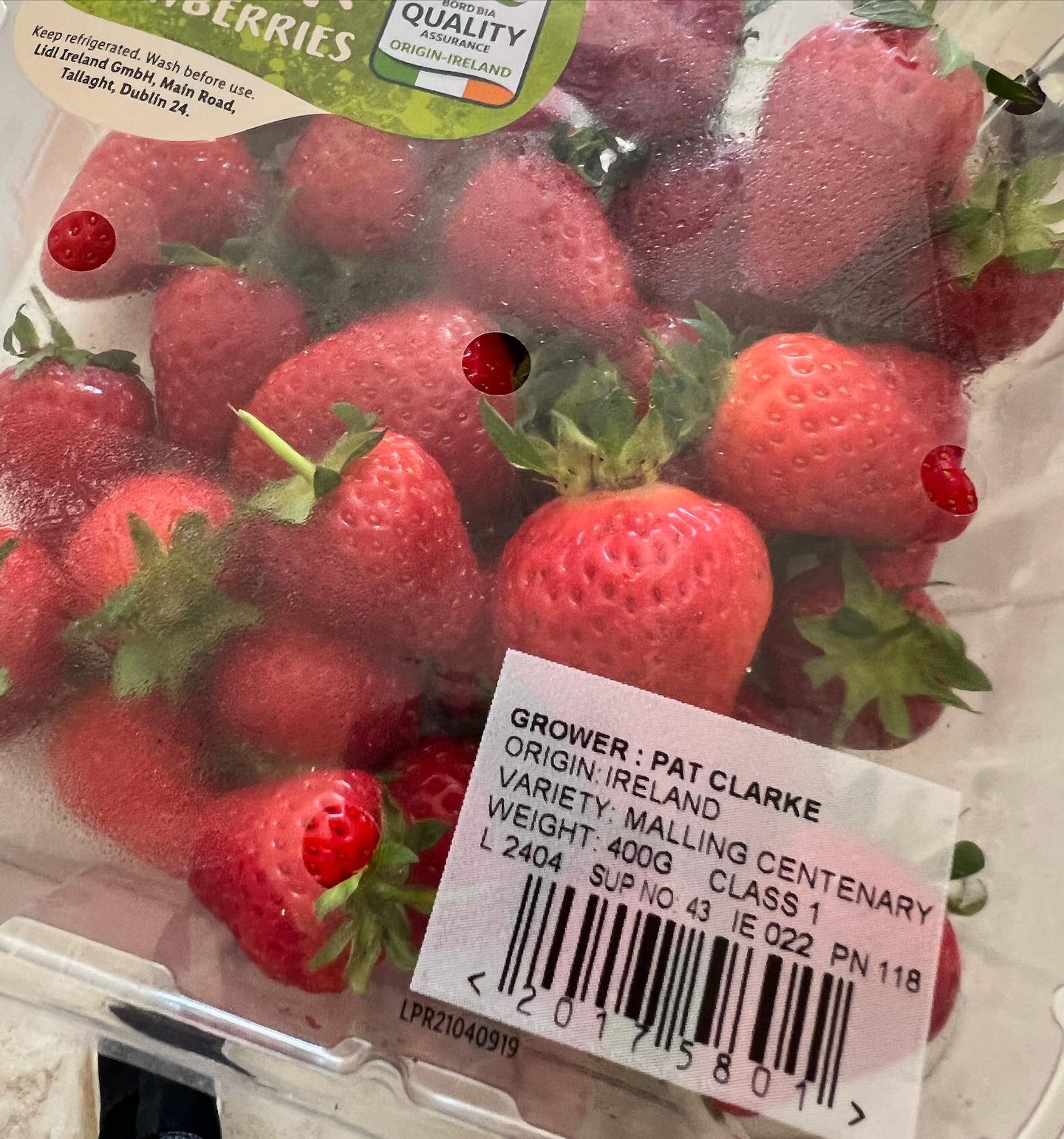 Considering I was actually reared on @clarkesfreshfruit strawberries. Only fitting I should keep eating them…. Best in the county if you ask me!