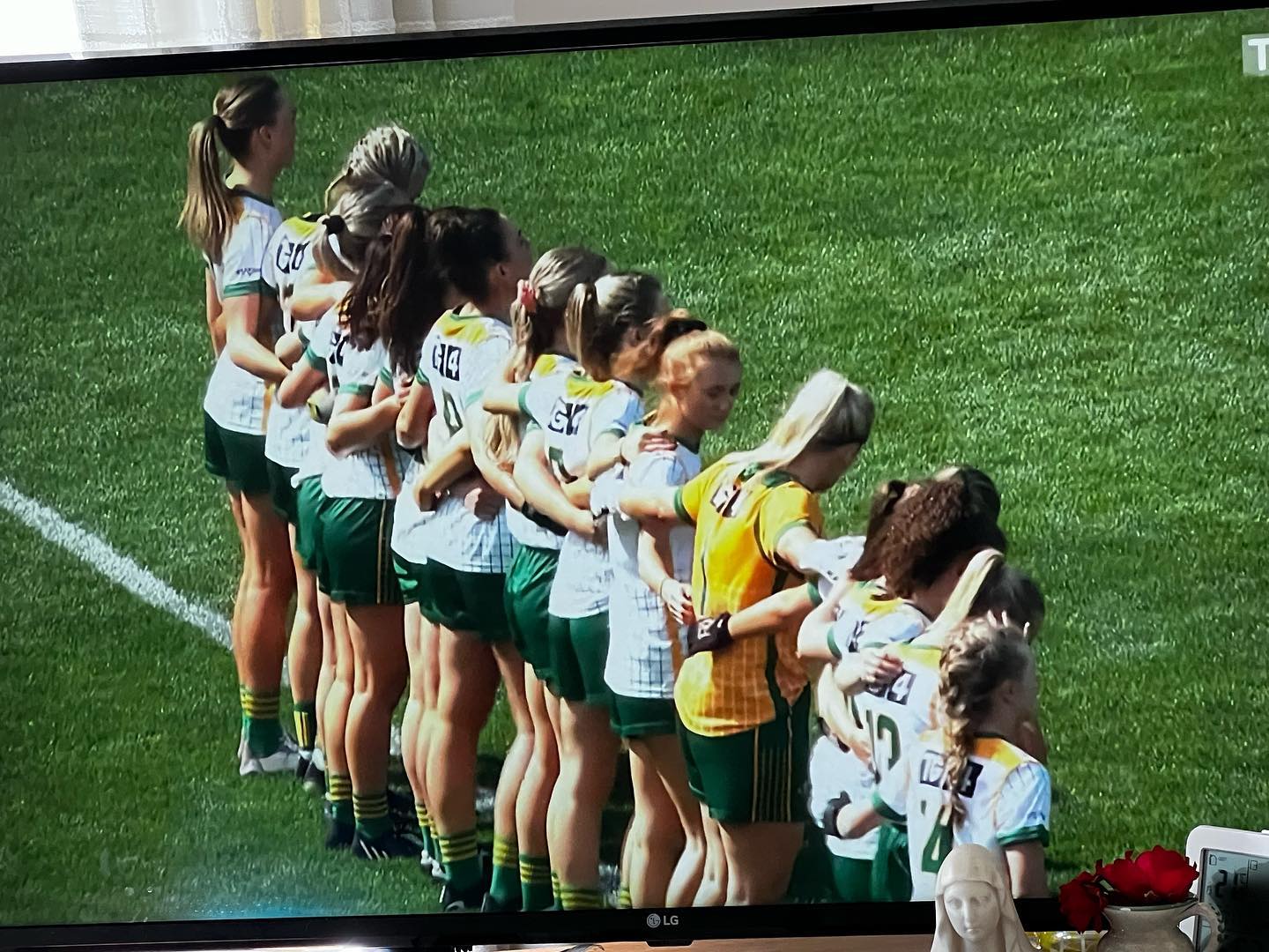 As much as I’d like to have stayed out in the sun drinking pints - time to get behind Máire, Aoibhín and the rest of the Meath ladies football team