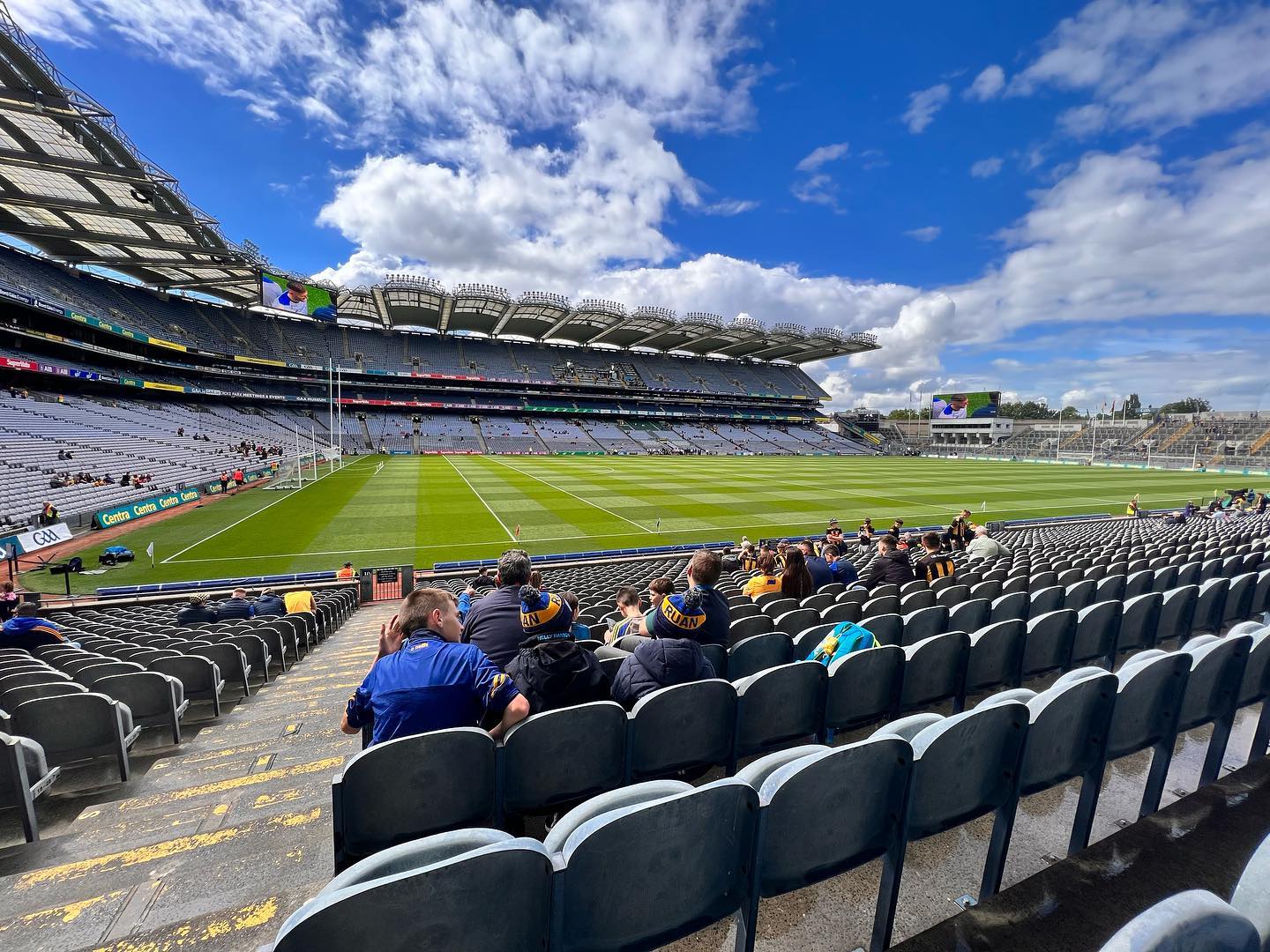 Been quite a while since I was here last! And certainly days out with Meath here are few and far between… so best use my dual passport! Hon da banner!