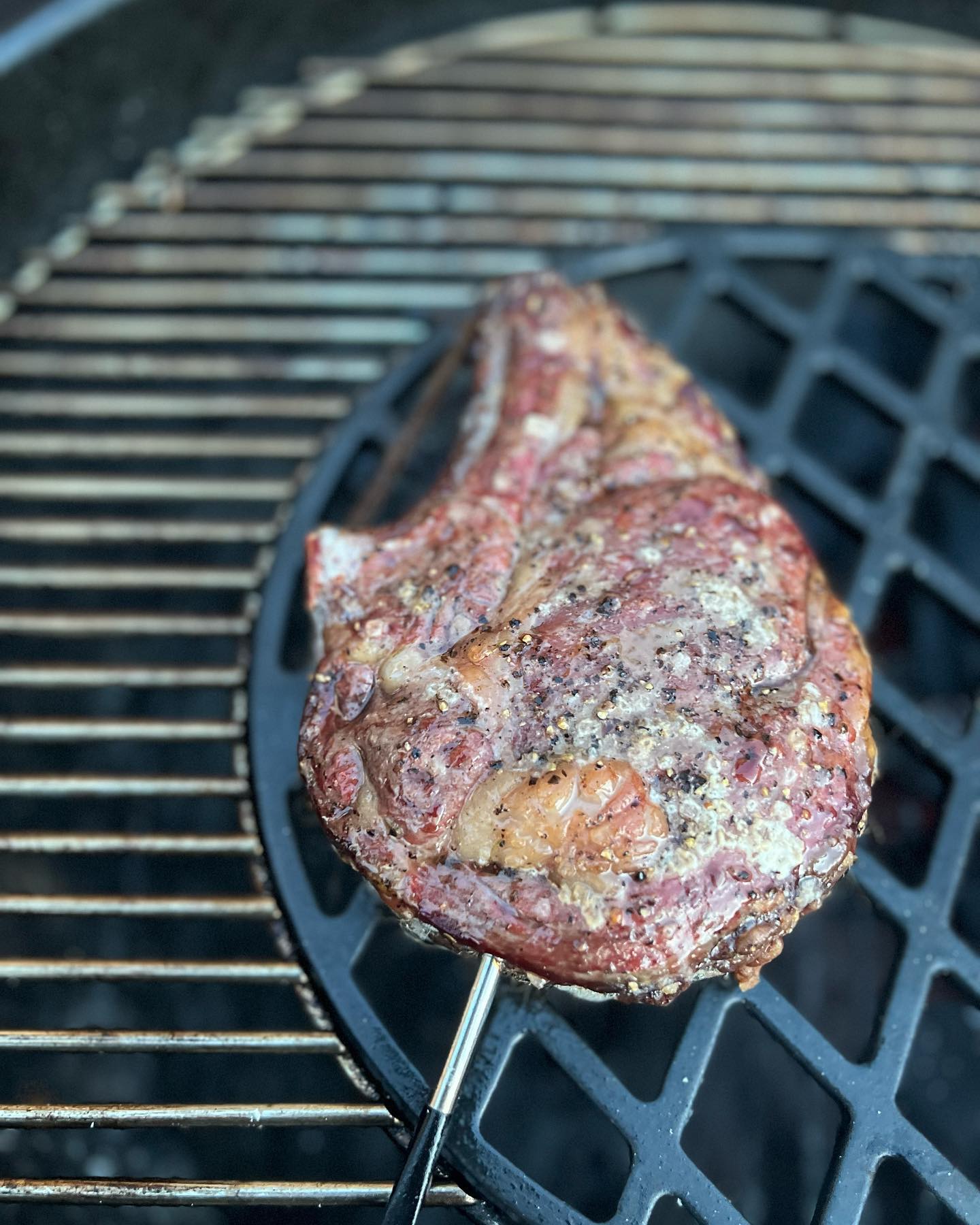 @teelingwhiskey aged Cote de Boeuf from @higgins_butchers glad the weather turned good for me to fire up the bbq for this beauty..